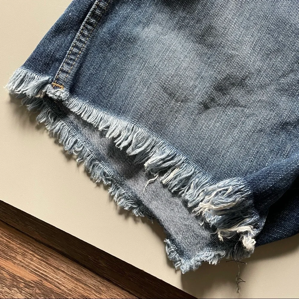 NWT Wrangler Cowboy Cut Slim Fit Cut Off Blue Jean Denim Shorts Sz 3/4 Rodeo